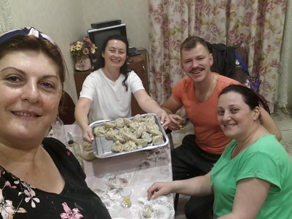 Family Hotel Lago & Wine Cellar Лагодехи Экстерьер фото